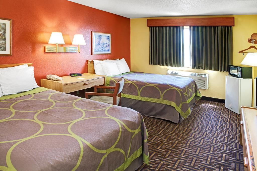 Super 8 By Wyndham Romeoville Bolingbrook Extérieur photo